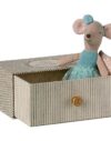 maileg-dans-muis-in-daybed-17-5104-00