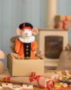 sjaal-met-verhaal-pietermuis-vilt-oranje